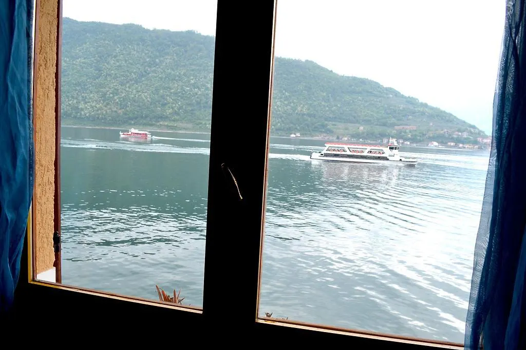 Casa Salini Bed & Breakfast Sale Marasino