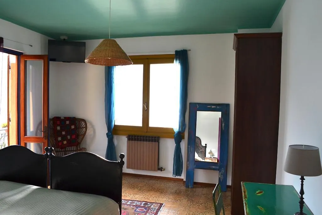 Casa Salini Bed & Breakfast Sale Marasino
