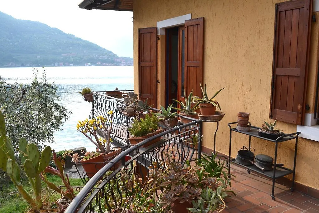 Casa Salini Bed & Breakfast Sale Marasino